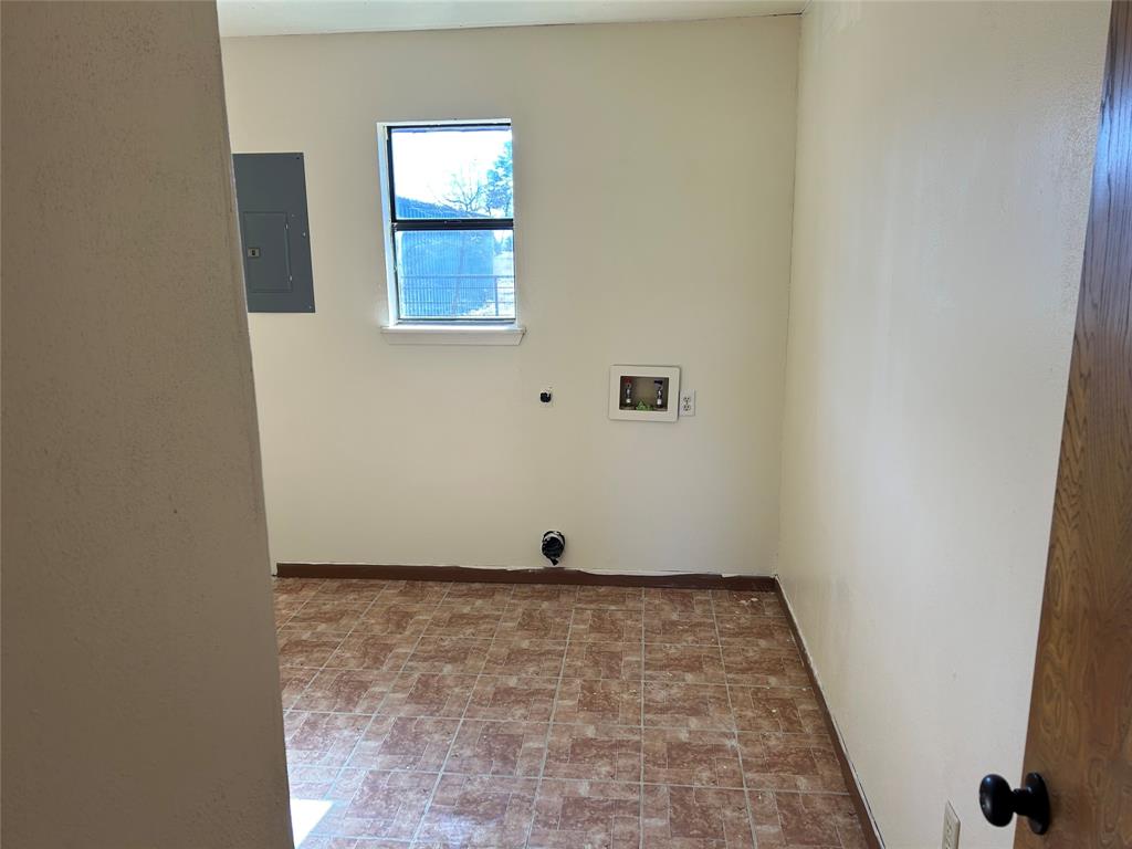 Ridmon Emily - Residential