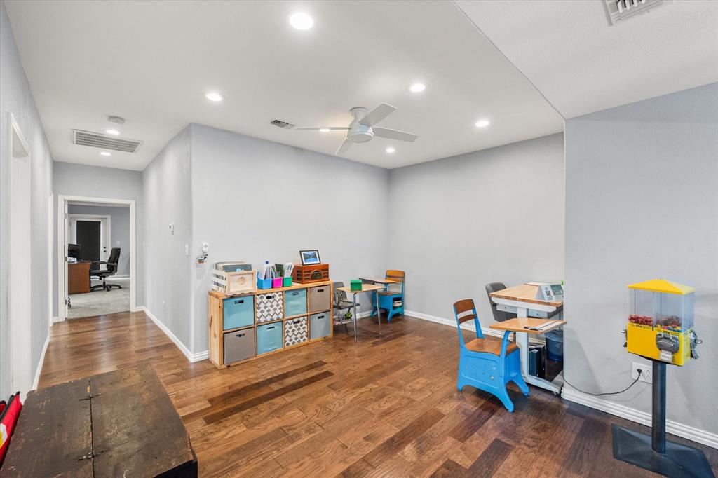 Sky Harbour Sec 4 - Residential