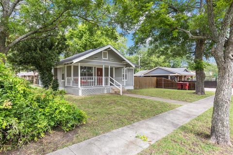 A home in Leonard