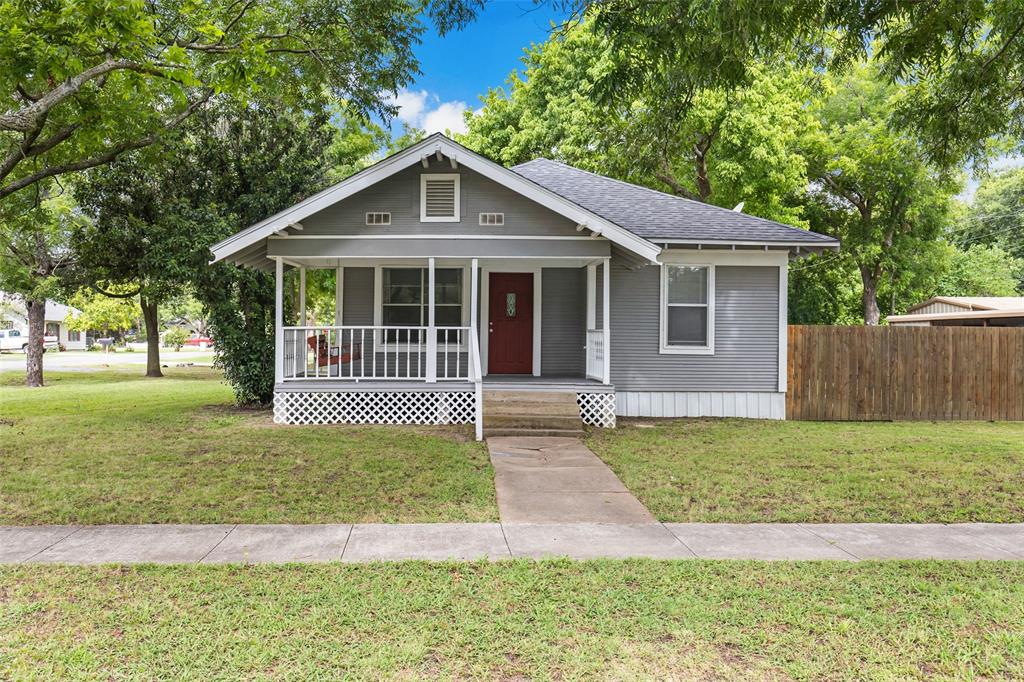 View Leonard, TX 75452 house