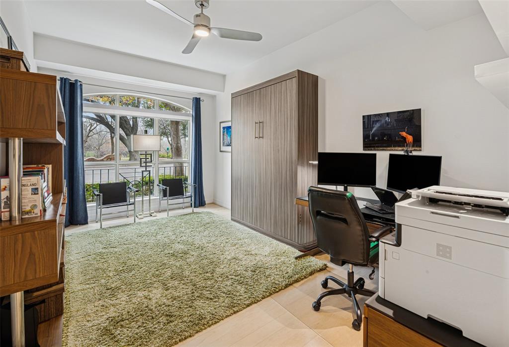 3401 Lee Parkway 105