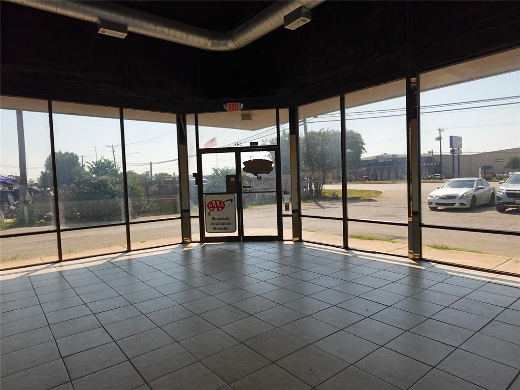 Hurstview Add - Commercial Sale