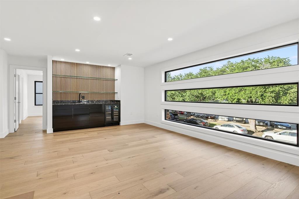 Lovers Lane Heights - Residential Lease