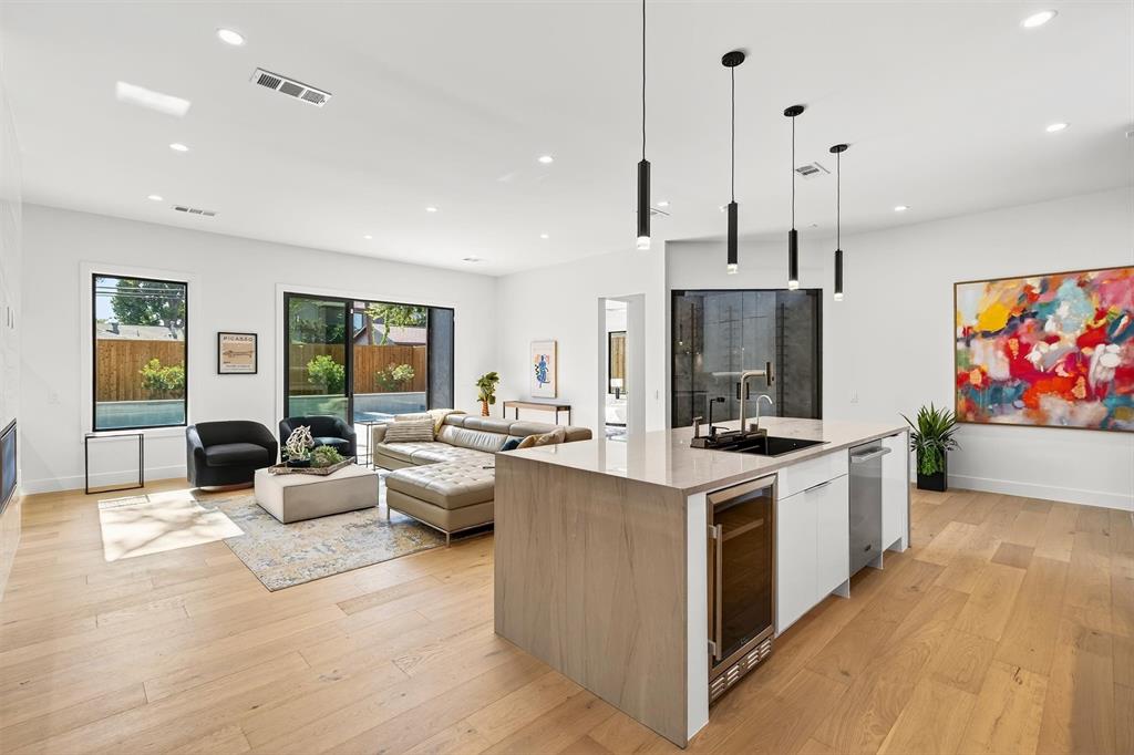 Lovers Lane Heights - Residential Lease