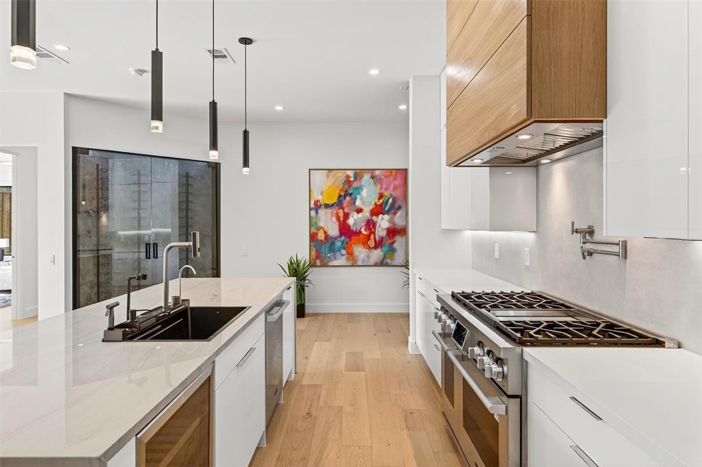 Lovers Lane Heights - Residential Lease