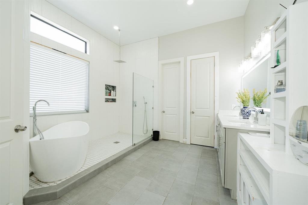 A0596 LOYD L - Residential