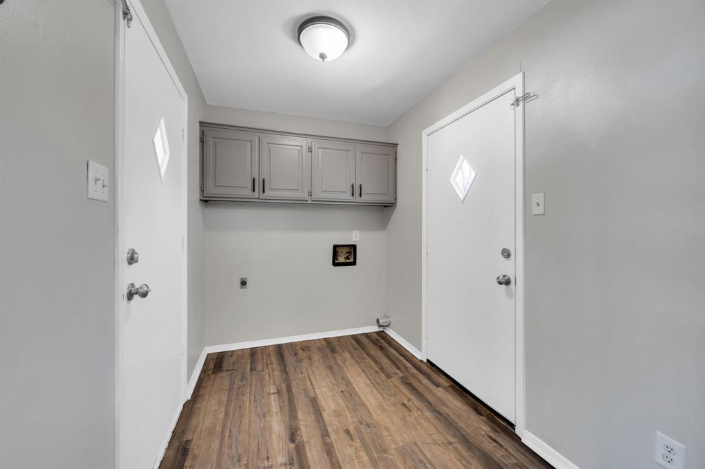 Whispering Oaks - Residential