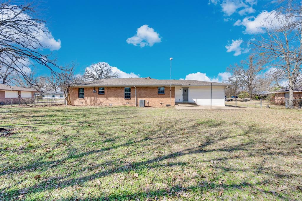 Whispering Oaks - Residential