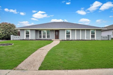 527 Goodwin Drive Richardson TX 75081