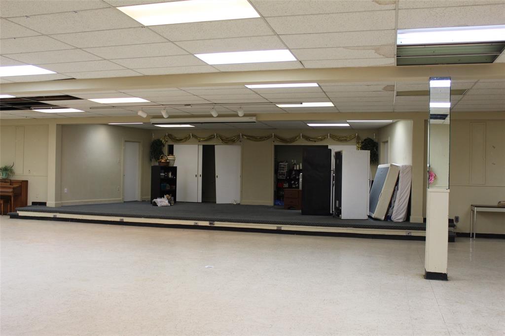 North Fort Worth - Commercial Sale