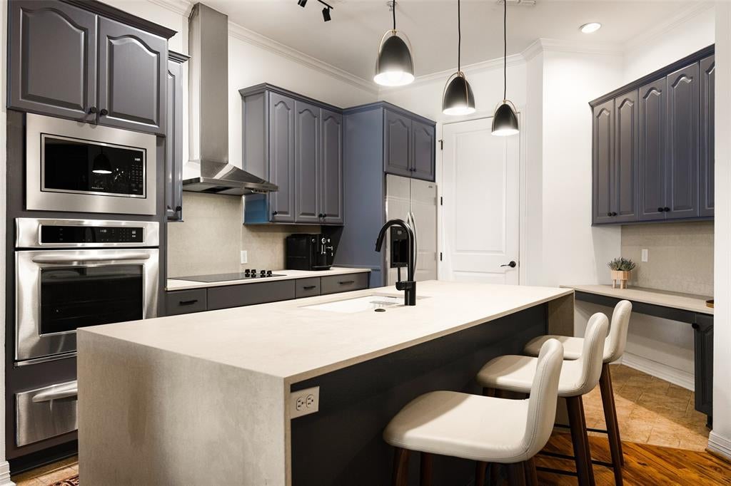 8616 Turtle Creek Boulevard 516