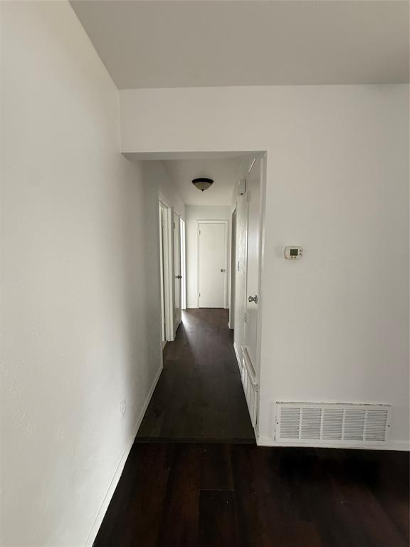 1322 Oakbrook Street