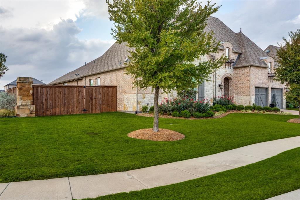 3925 Harrisburg Lane