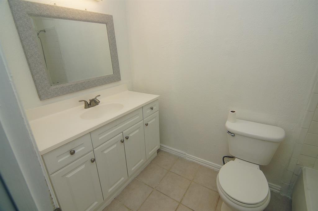 Creekbend Condo Ph 01-06 - Residential