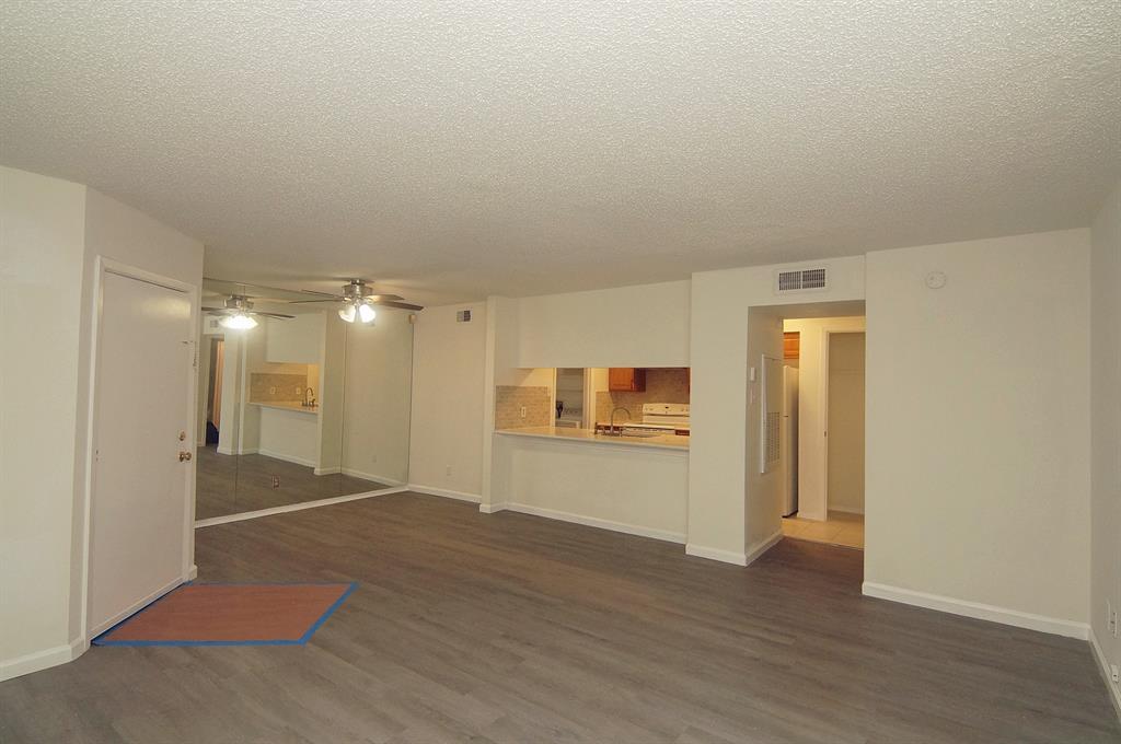 Creekbend Condo Ph 01-06 - Residential