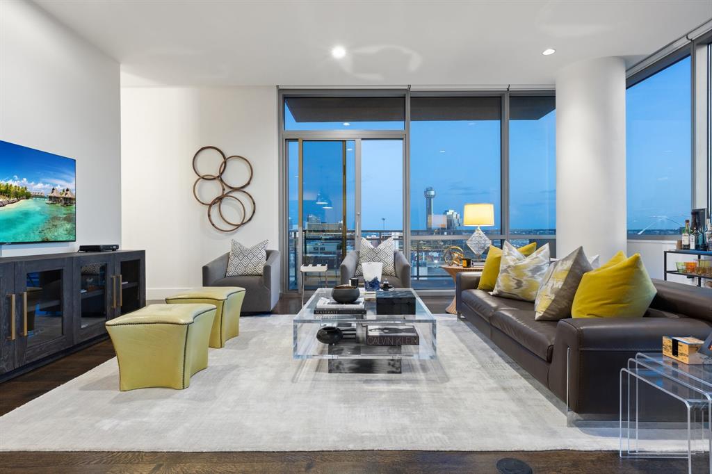 The House Condos - Residential