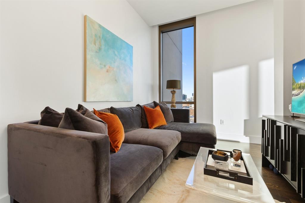 The House Condos - Residential