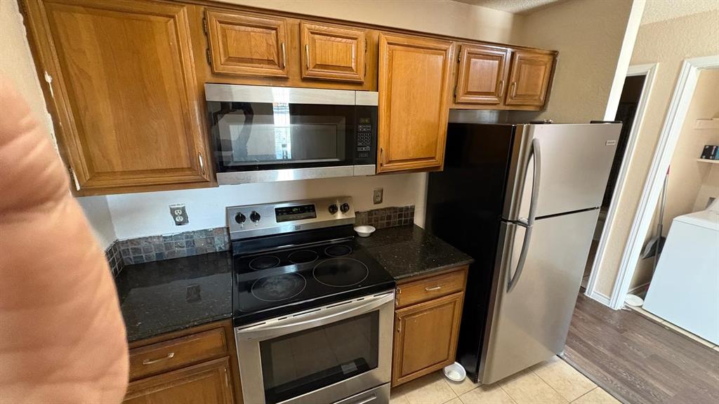 Meadows Condo - Residential