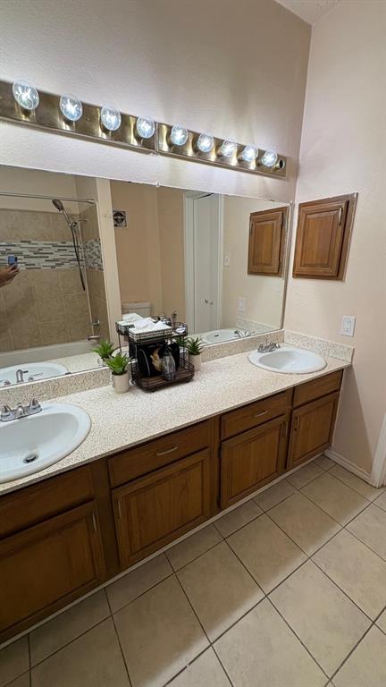 Meadows Condo - Residential