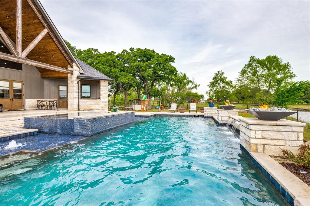 J Simpson - Residential