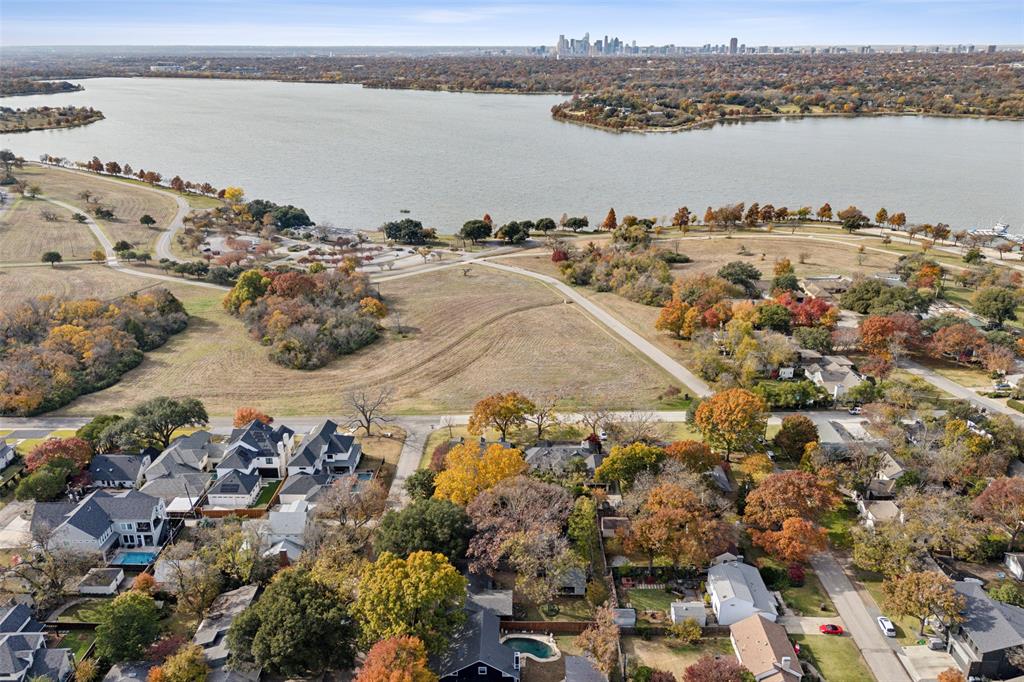 Lake Highlands - Residential