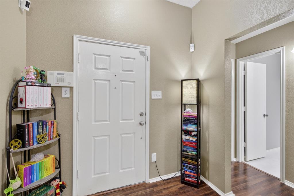 2737 Briscoe Drive
