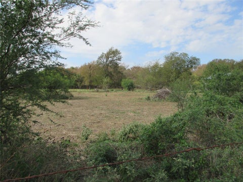 Photo of Business Shy 6 S S Business Hwy 6 Highway S #1, Marlin, TX 76661 (MLS # 21385174)