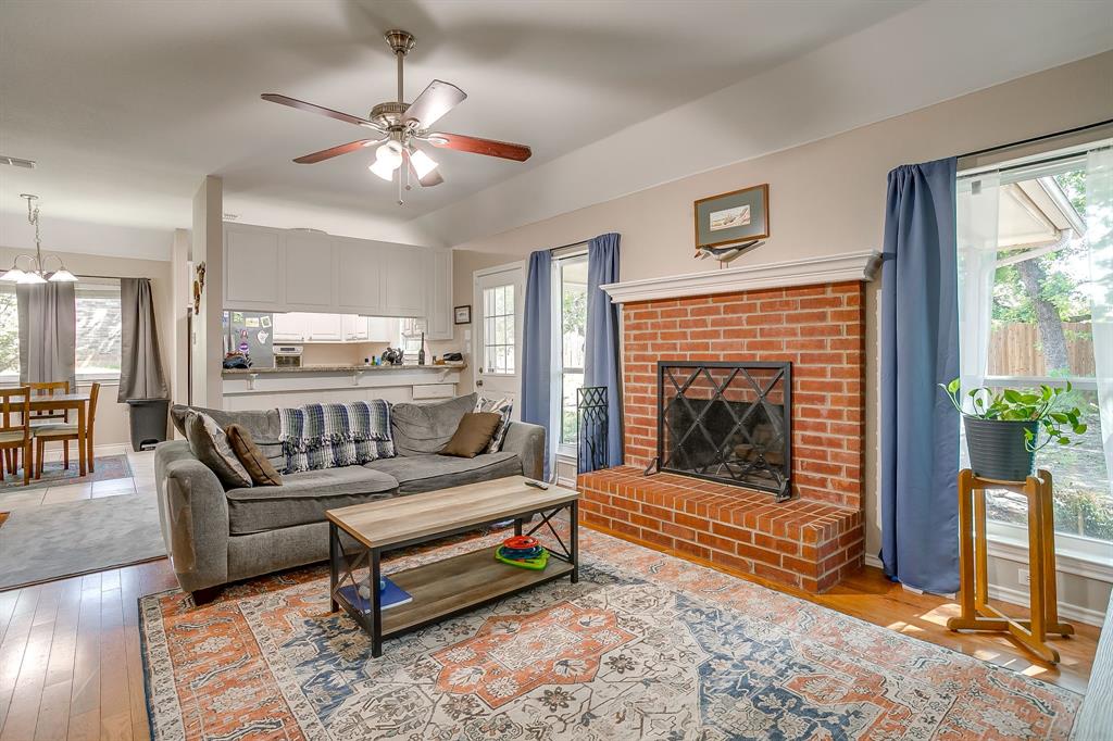 114 Whiterock Court