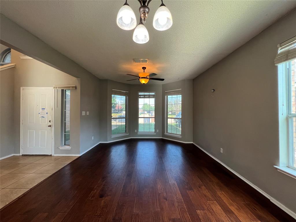 3944 Silver Springs Drive