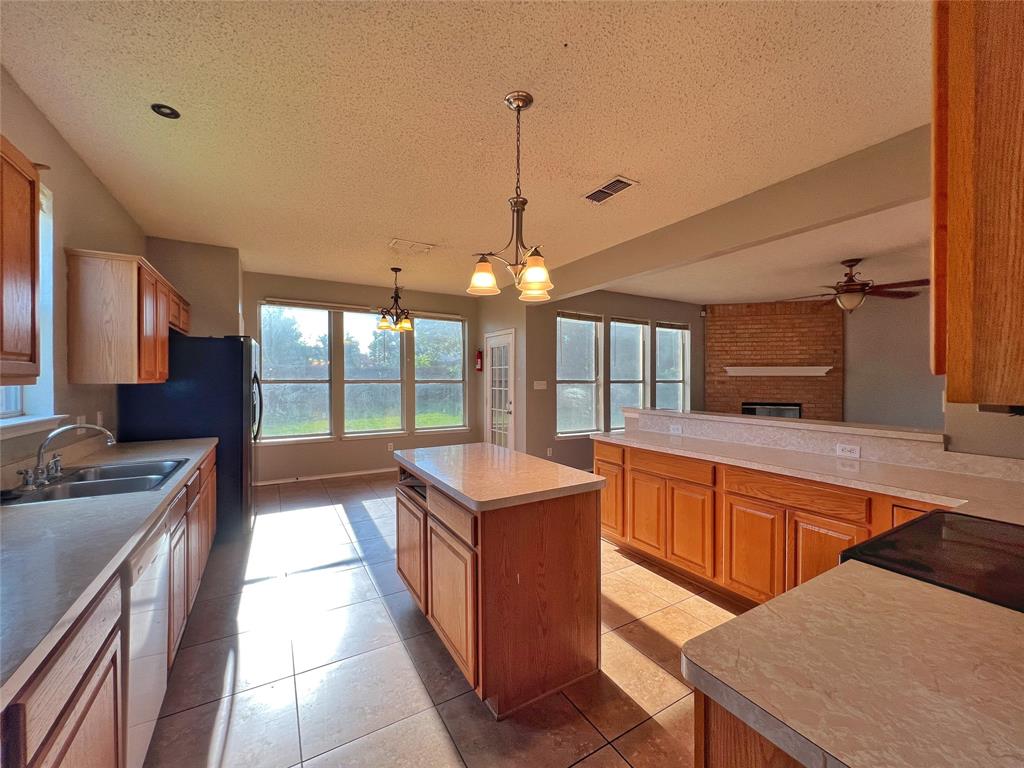 3944 Silver Springs Drive