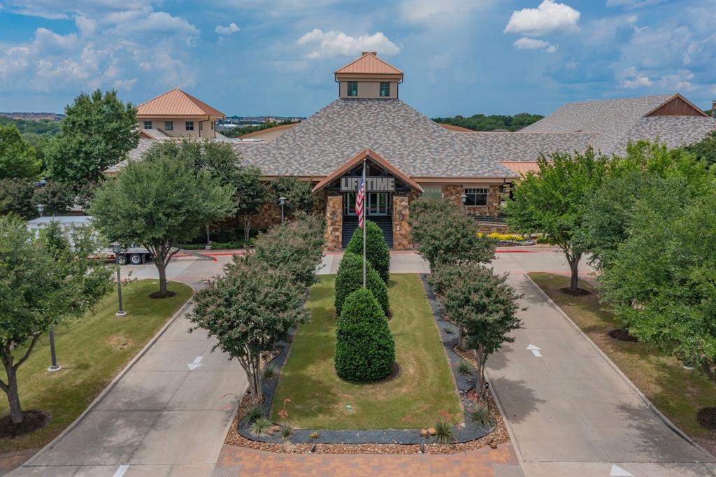 5901 The Esplanade Drive