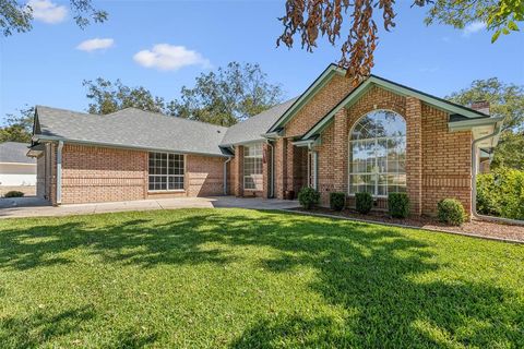 A home in Granbury