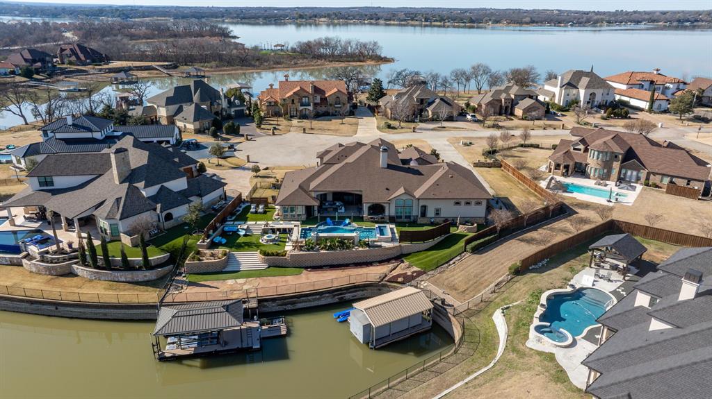 Resort On Eagle Mountain Lake - Residential