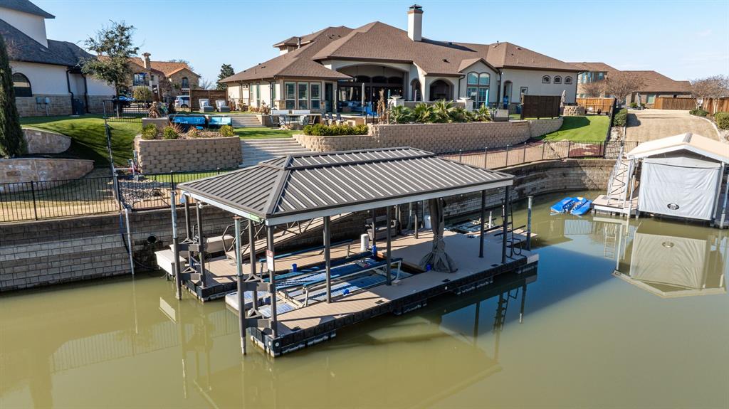 Resort On Eagle Mountain Lake - Residential