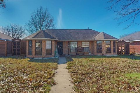 A home in Crandall