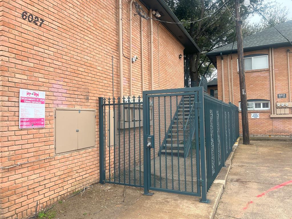 La Fontaine Condo - Residential