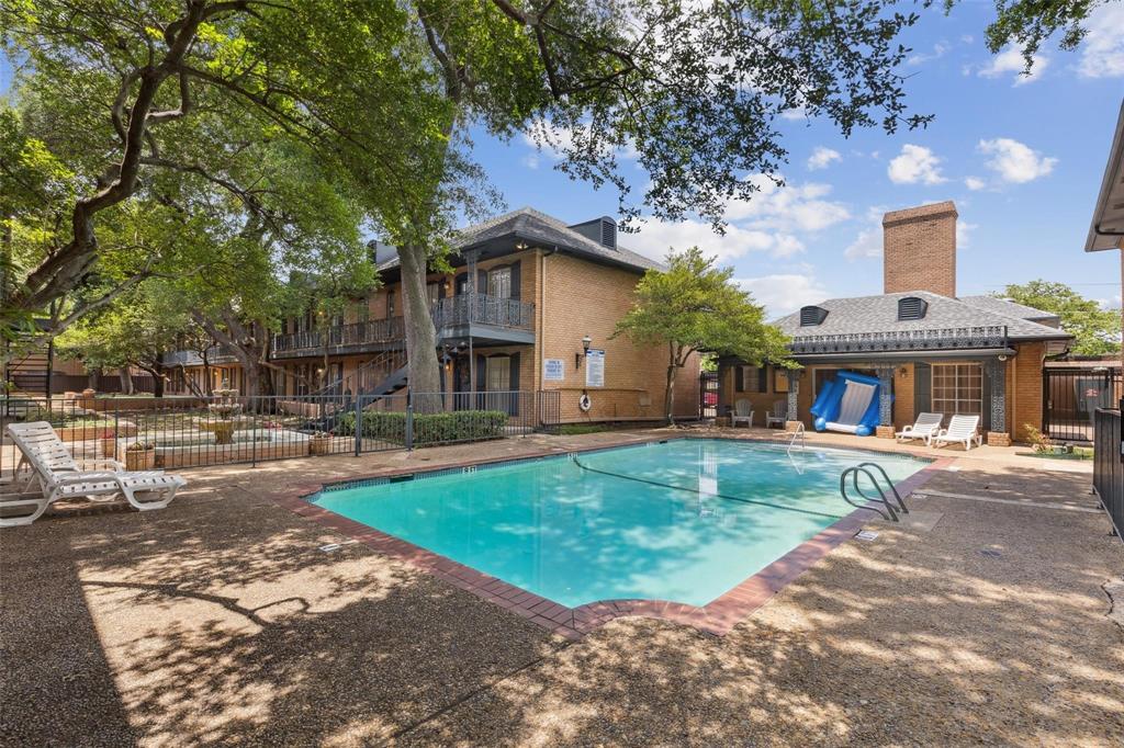 La Fontaine Condo - Residential