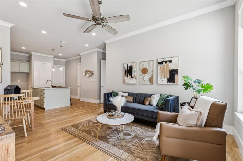 Hillside Of Flower M - Residential