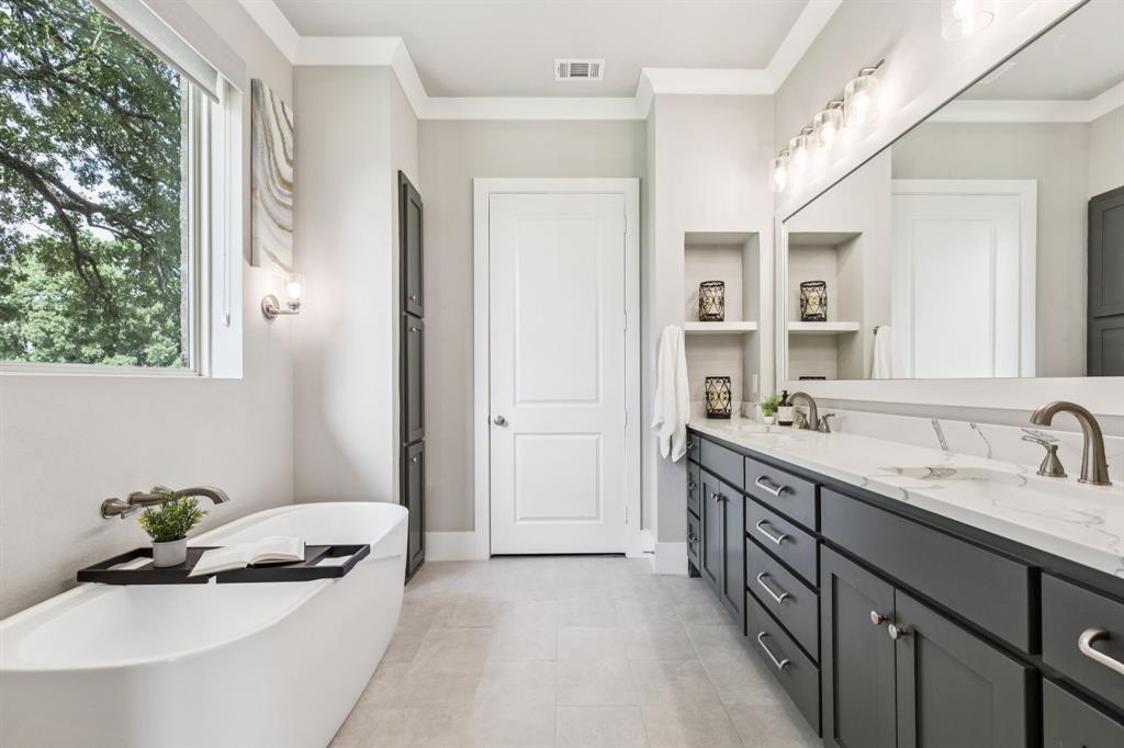 Hillside Of Flower M - Residential