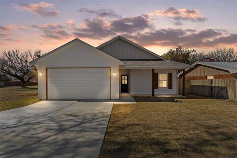 A home in Cleburne