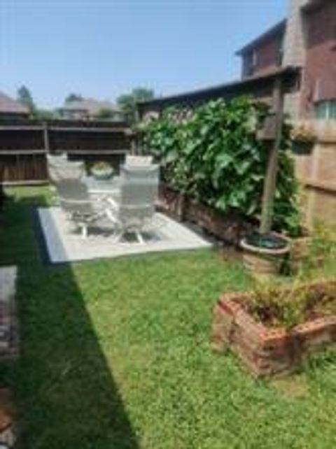 Tiny photo for 1004 Vintage Avenue, Gainesville, TX 76240 (MLS # 21197952)