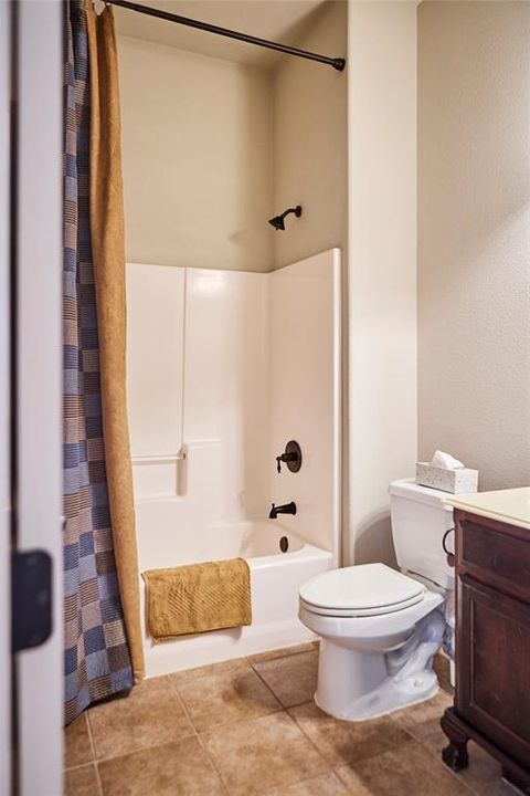 Tiny photo for 1004 Vintage Avenue, Gainesville, TX 76240 (MLS # 21197952)