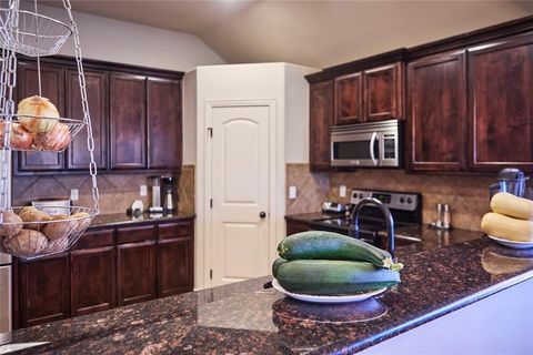 Tiny photo for 1004 Vintage Avenue, Gainesville, TX 76240 (MLS # 21197952)