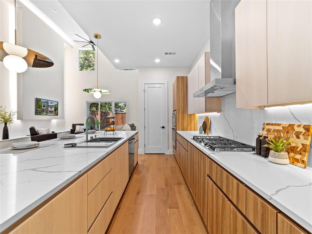 Mount Auburn - Residential