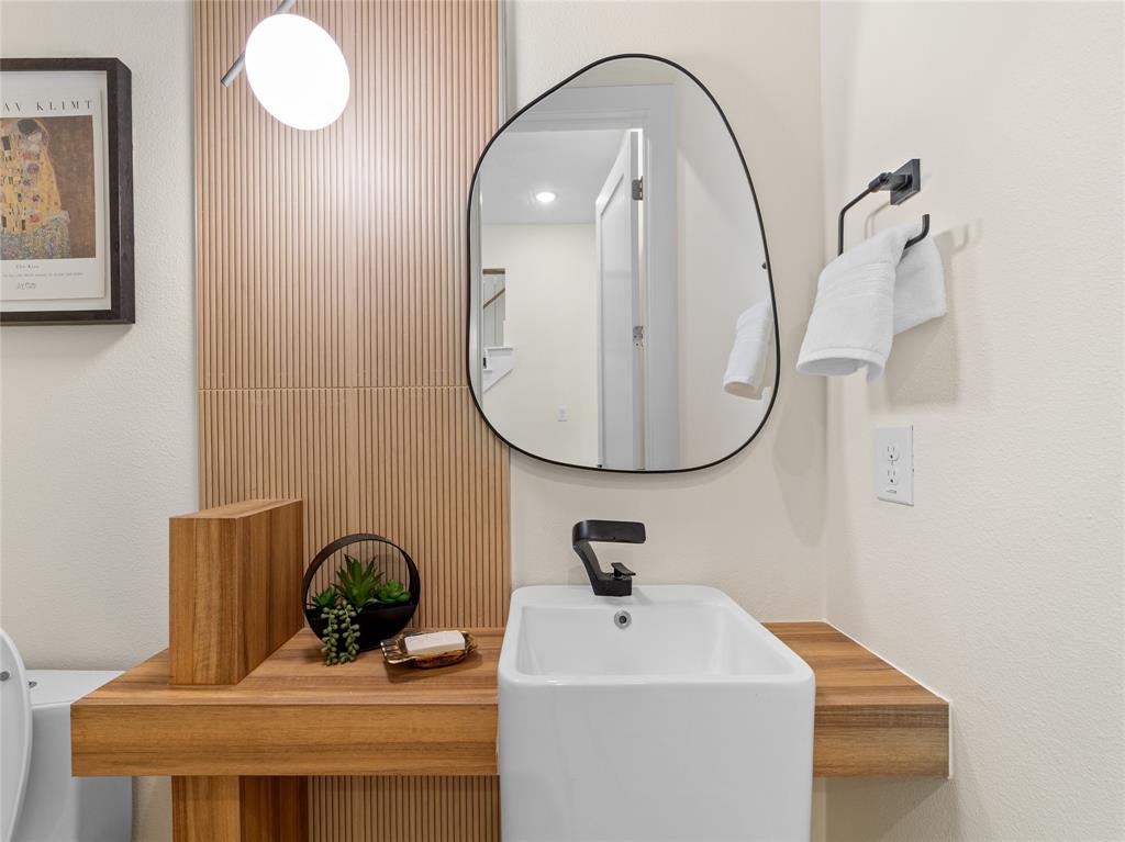 Mount Auburn - Residential