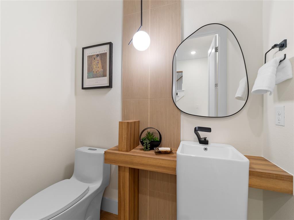 Mount Auburn - Residential