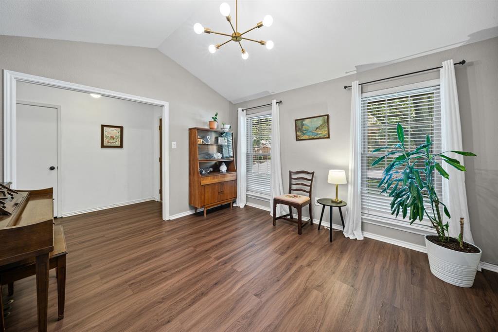 2010 S Arbor Rose Drive