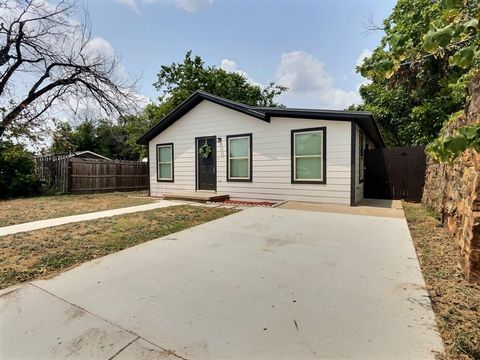 A home in Jacksboro