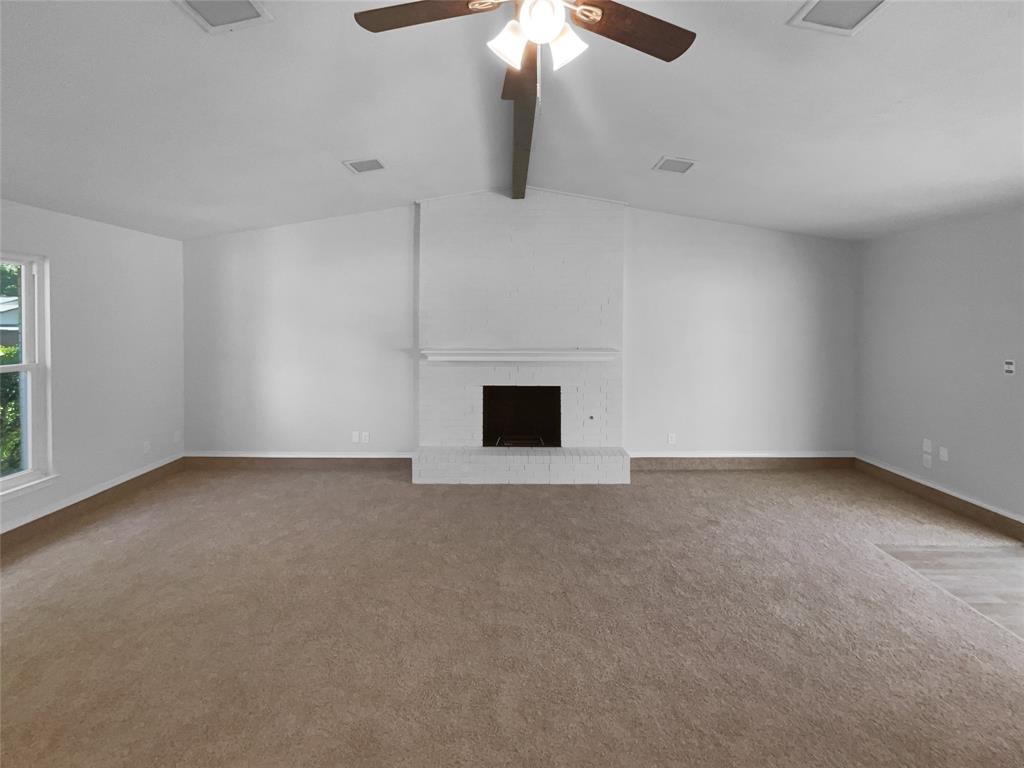 2712 Raintree Drive