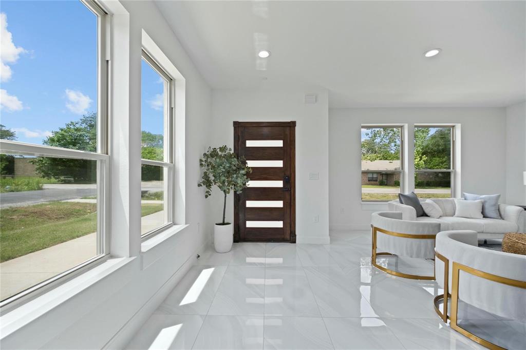 Park Plaza - Residential Lease